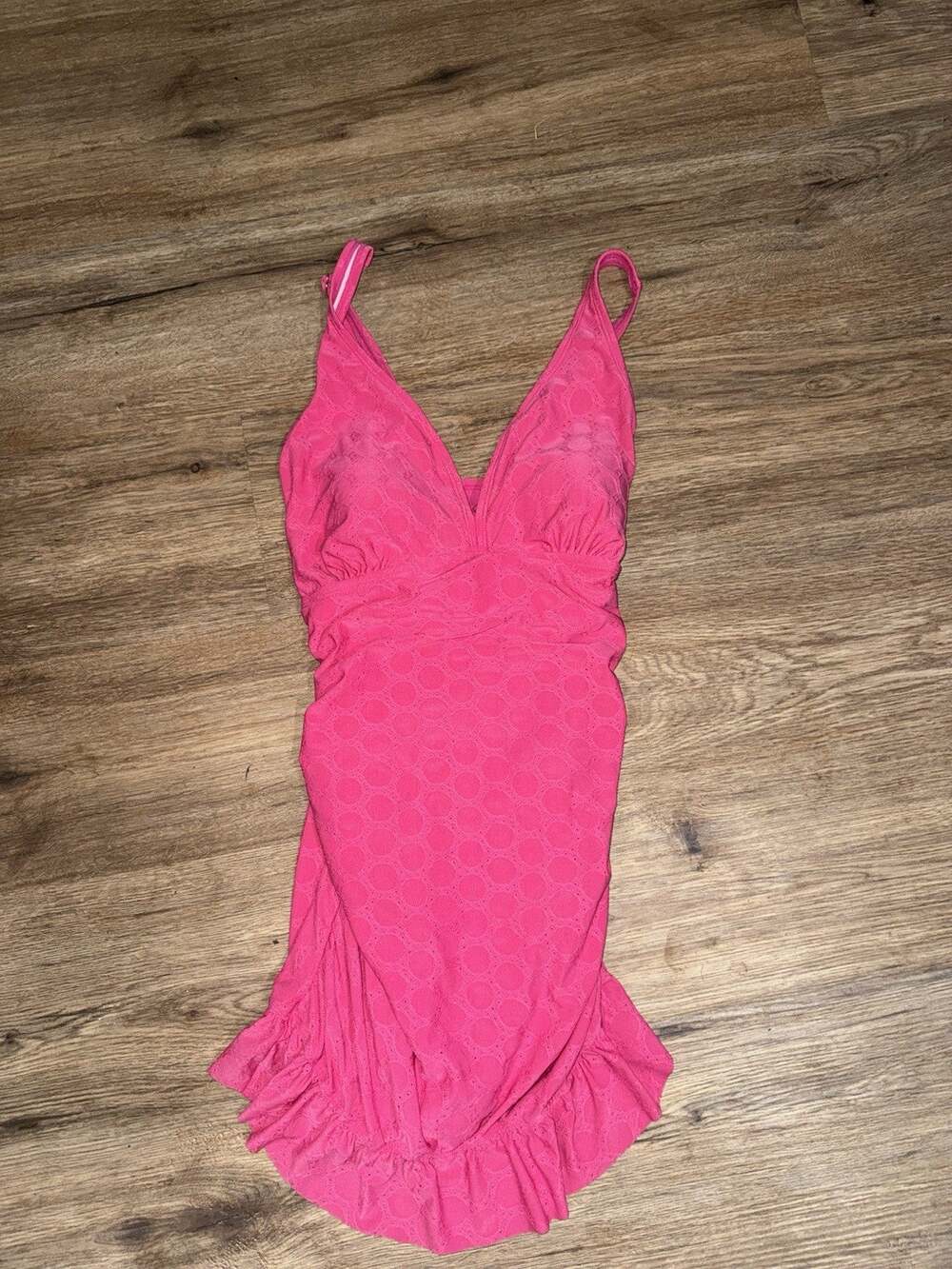 Crown & Ivy women's one-piece ruffle swimdress Hot Pink Preppy Beach Large